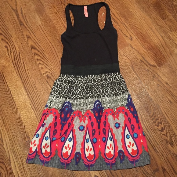 PRINTED RAZOR BACK DRESS