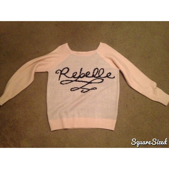 light pink sweater - Picture 1 of 1