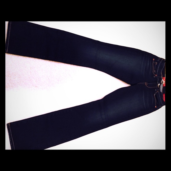 NWOT Lucky Brand Sofia Straight