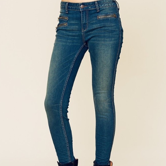 ISO: FP Either Direction Zip Ankle Skinny Kelp