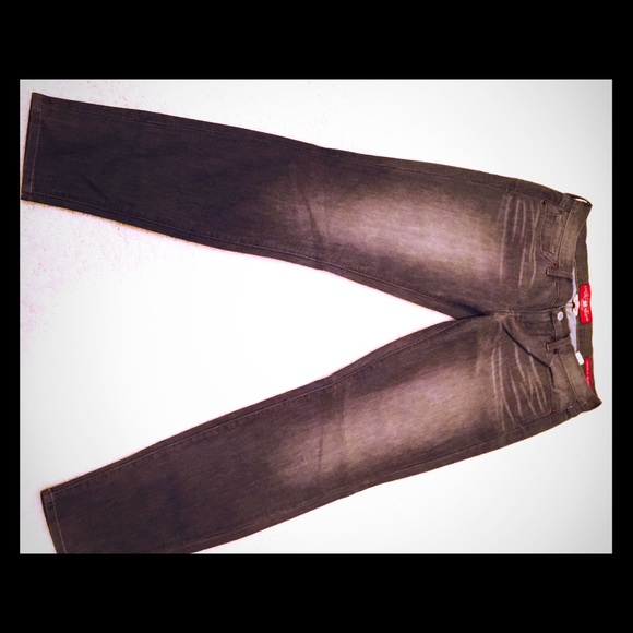 NWOT Gray Charlie Skinny Jean