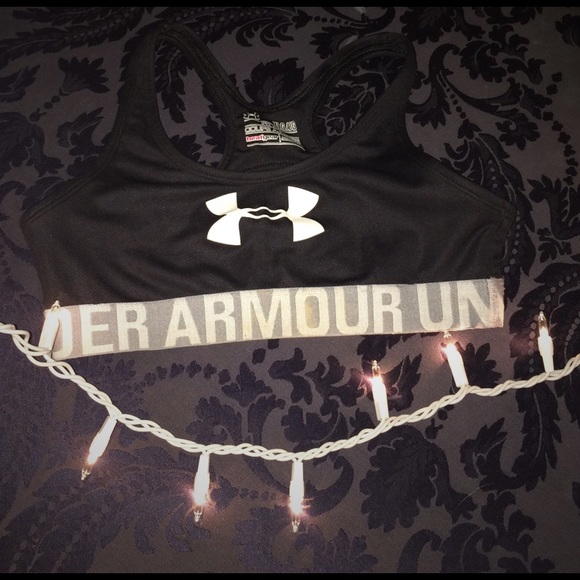 NEW Under armour sports bra