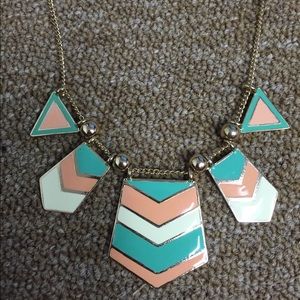 Statement necklace