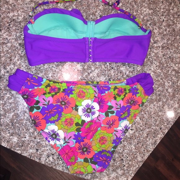Adorable push-up purple flowered bikini💜 - Picture 2 of 4