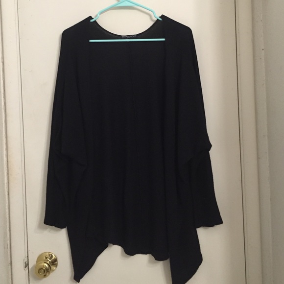 Brandy Melville sold out emmaline cardigan - Picture 1 of 3