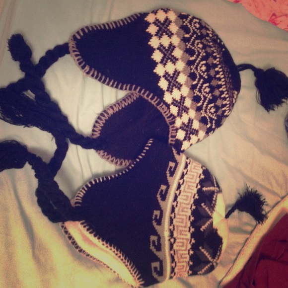 Bundled pair of cute winter hats