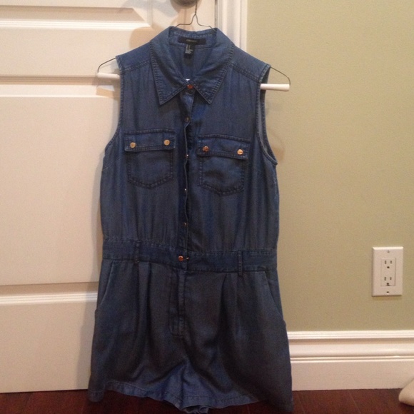 Forever 21 denim romper size small