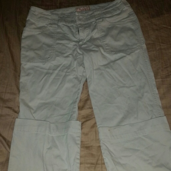 Personal identity kakis