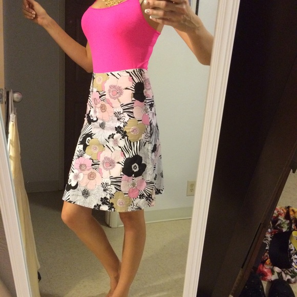 📍CLEARANCE📍🌺Fantastic Floral High Waist Skirt🌺