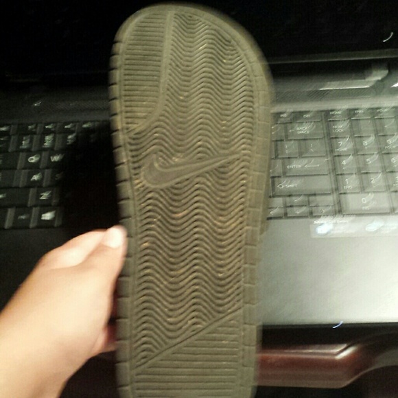 Nike slides - Picture 4 of 4