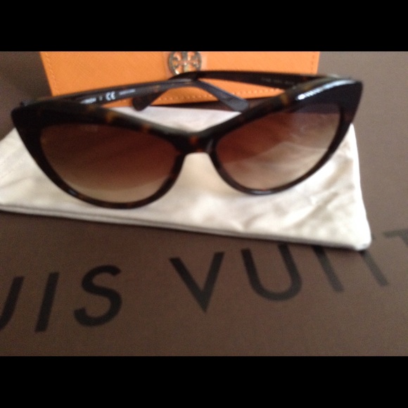 Tory Burch Accessories - Tory Burch glasses,Mother's day sale!