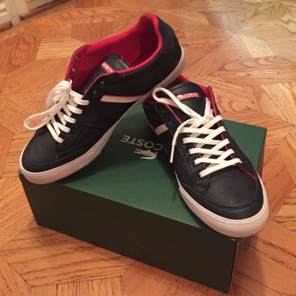 Lacoste sneakers mens size 10, womens size 13