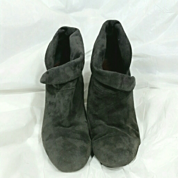 Enzo Angiolini Booties - Picture 2 of 4