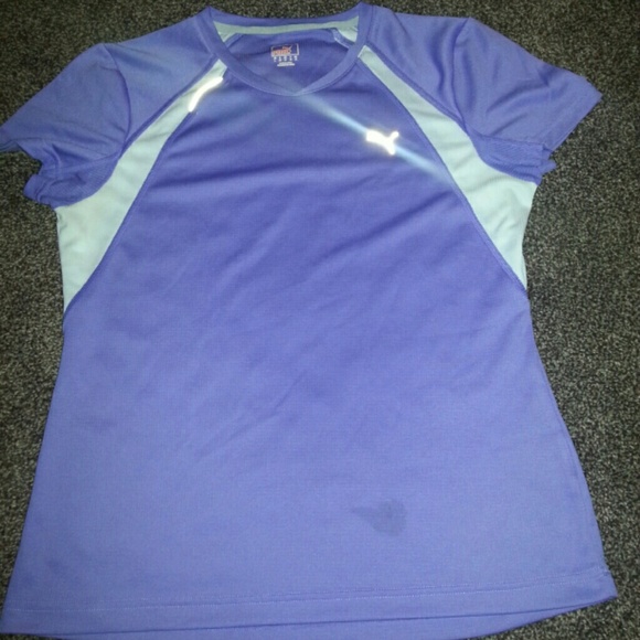 Puma athletic shirt - Picture 1 of 3