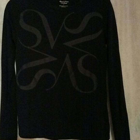 Top - Picture 2 of 3