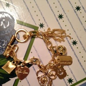 Micheal kors bracelet