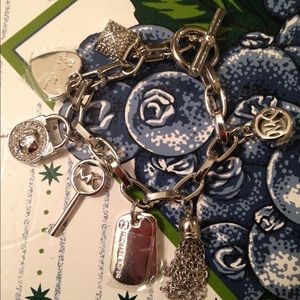 Micheal kors bracelet