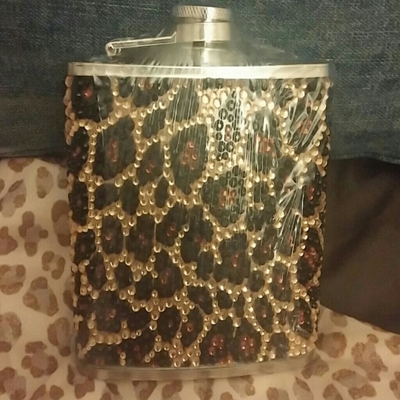 Custom flask BUNDLE - Picture 4 of 4