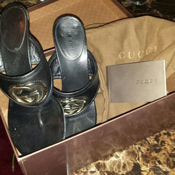 GUCCI SHOES w BOX