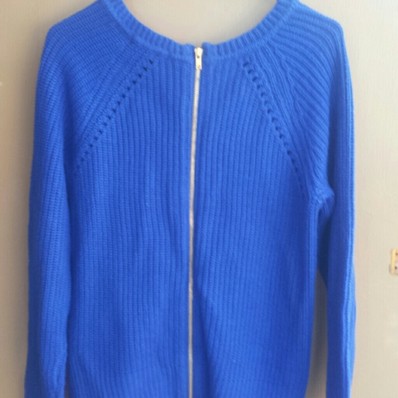 Forever 21 blue sweater with gold zipper