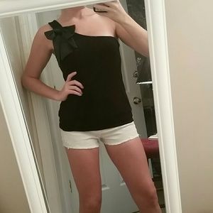 One shoulder top with bow