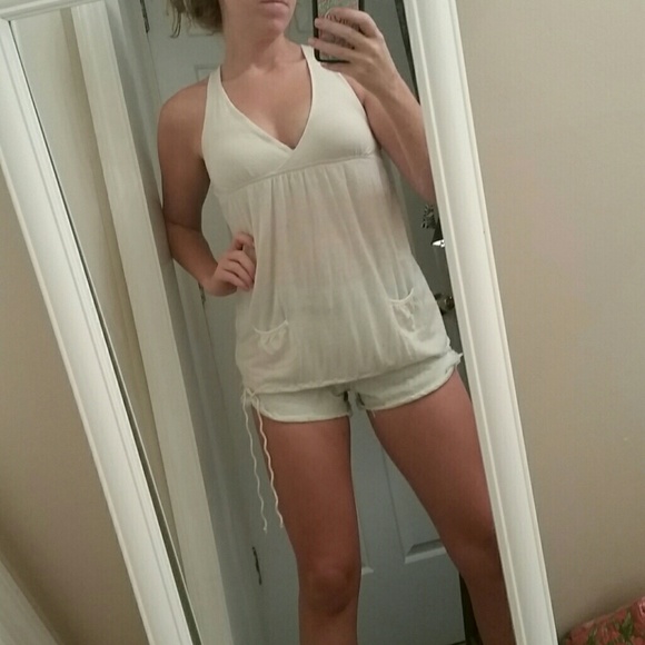 American Eagle white criss cross back top.