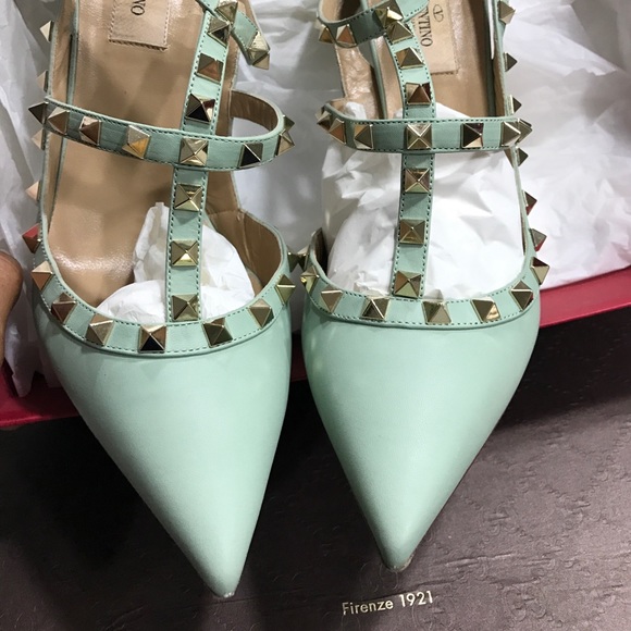 2015 Spring pastel collection Mint Grn Valentinos - Picture 5 of 8