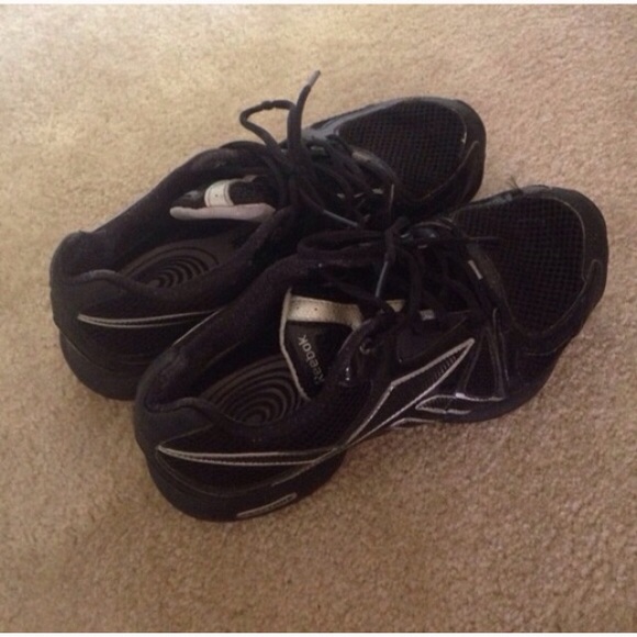 Reebok slightly used tennis shoes size 7.5💎