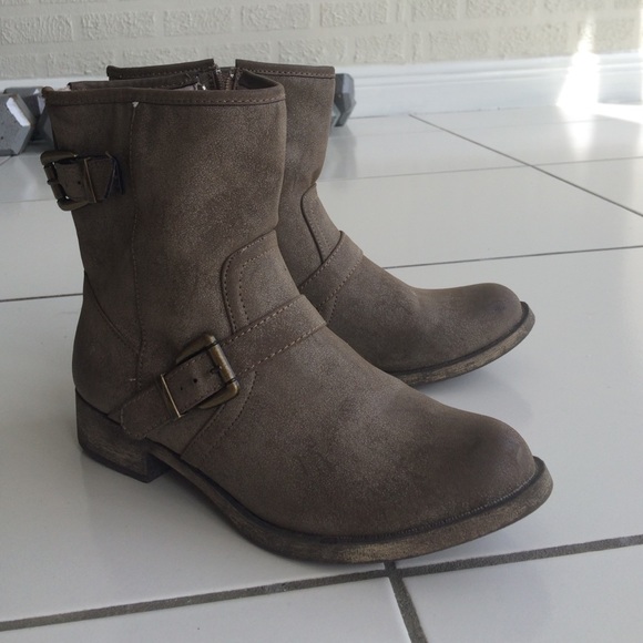 MIA ankle boots