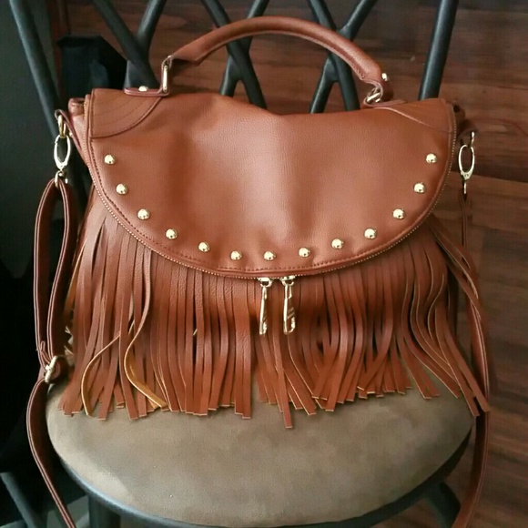 Large Fringe purse!!