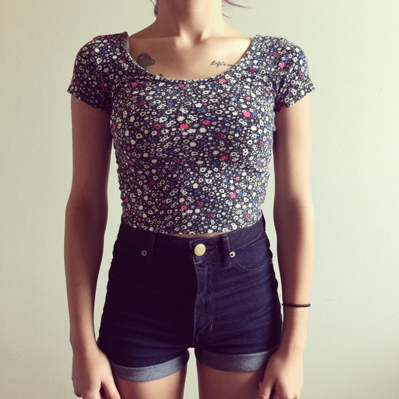 Crop top available