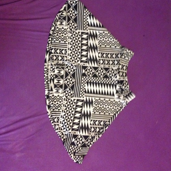 Tribal print skirt