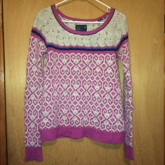 American Eagle sweater