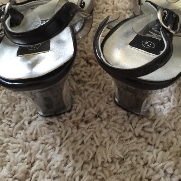 BLACK &CLEAR ❤️ Nice Shoes to Love 👣 No Tags 🎀 - Picture 3 of 4