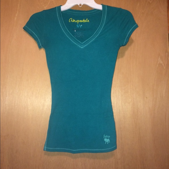 Aero V-neck