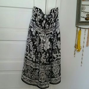 White house black market staples dress
