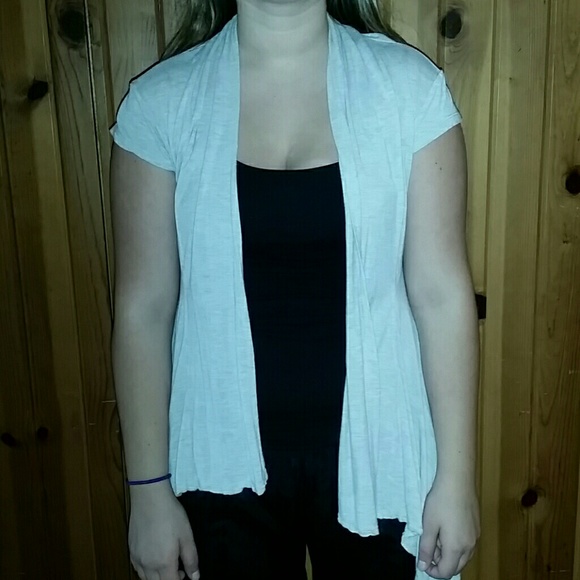 Short sleeve cardigan