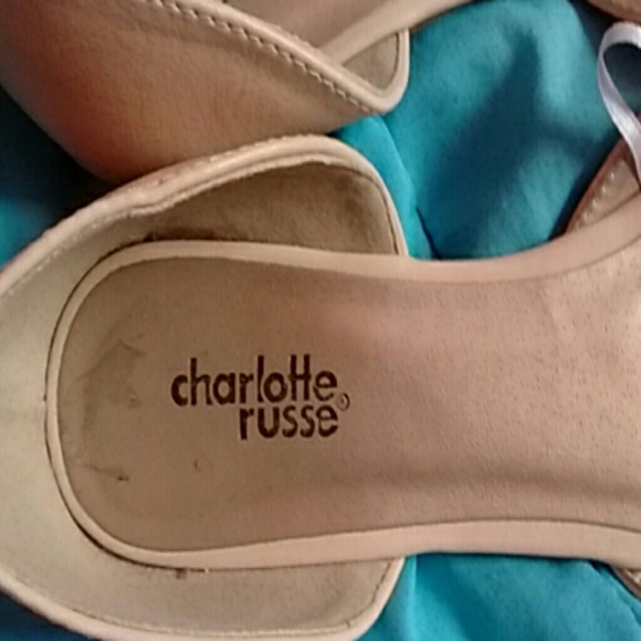 Pointy Toe Flats - Picture 3 of 4