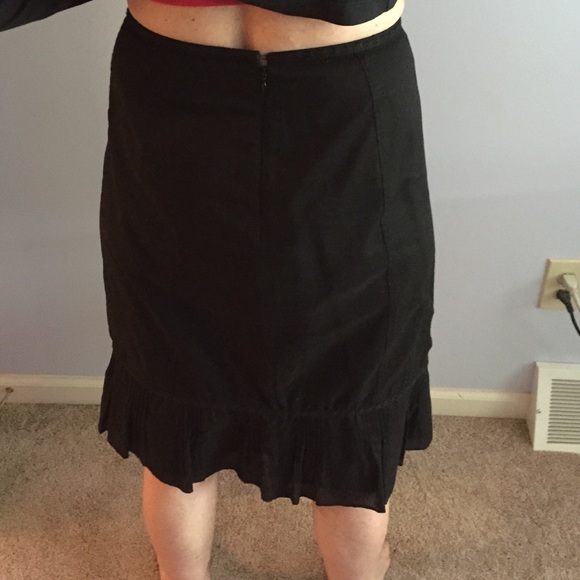 Skirt - Picture 2 of 2