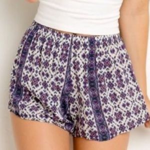 🌼SOLD🌼 Brandy Melville Boho remi shorts