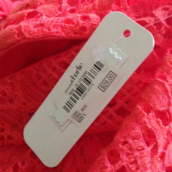 Coral Crochet Tank - Picture 2 of 3