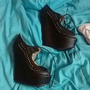 Black Wedge Heels