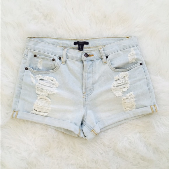 HIGH WAISTED SHORTS