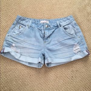 Forever 21 jean shorts, size 28