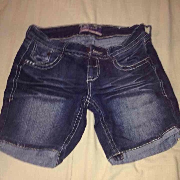 Wallflower shorts size 1