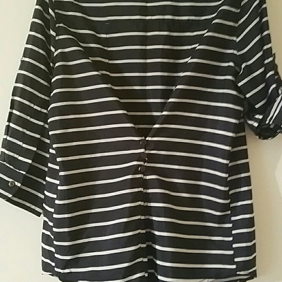 Final markdown Navy white striped blouse - Picture 2 of 3