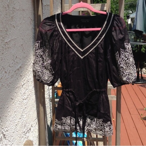 BCBG MAXAZRIA embroidered top - Picture 2 of 4