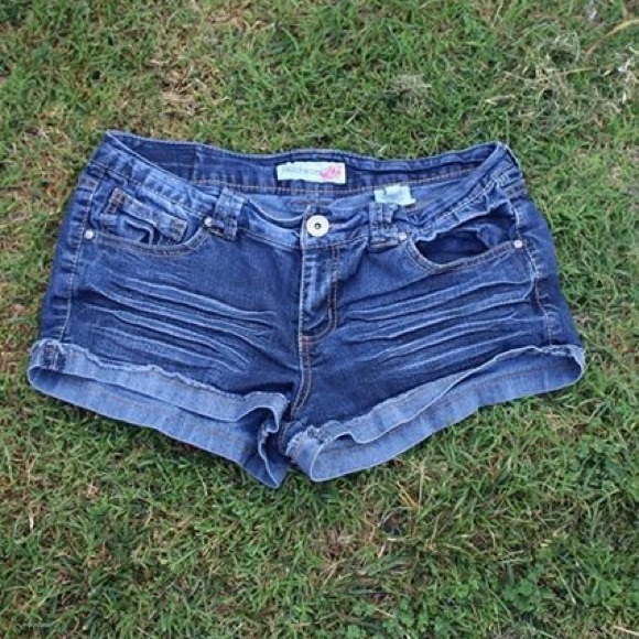 Denim shorts💋