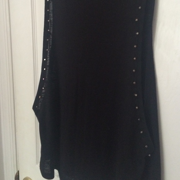 Wet Seal Studded Tank - Picture 3 of 4