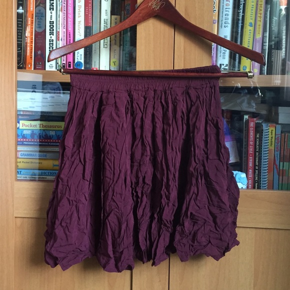 🚫SOLD🚫Brandy Melville Maroon Heather Skirt Thick